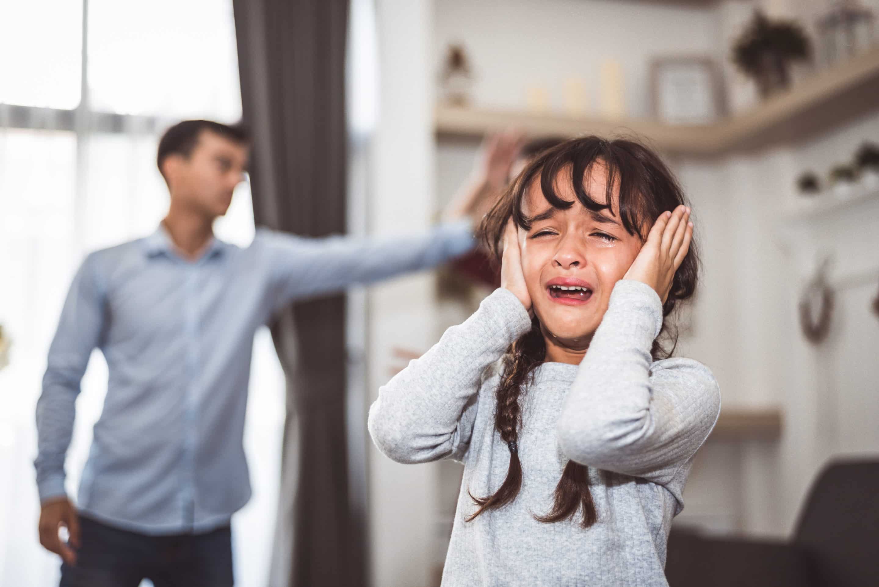 Impact de la perversion narcissique parentale sur le développement d’un enfant.